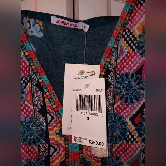Johnny Was Silk Magdalene Poncho. Size S. NWT!! - Picture 4 of 11